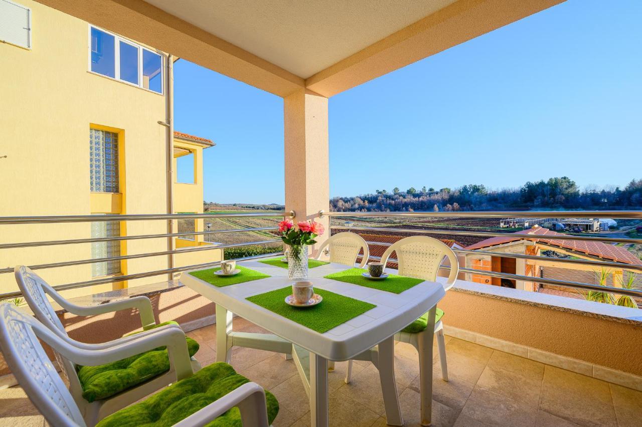 Stancija Amorozo 5 Porec Ngoại thất bức ảnh