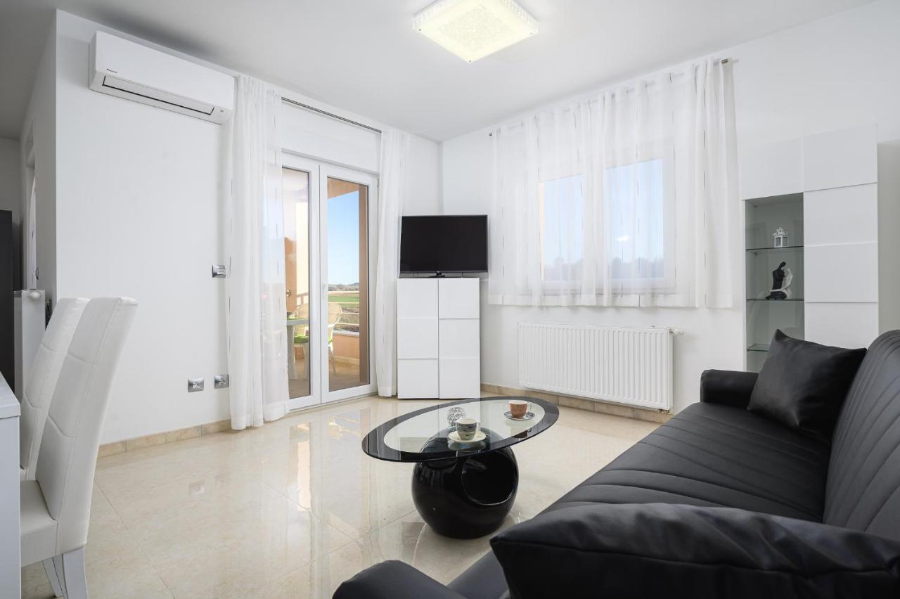 Stancija Amorozo 5 Porec Ngoại thất bức ảnh
