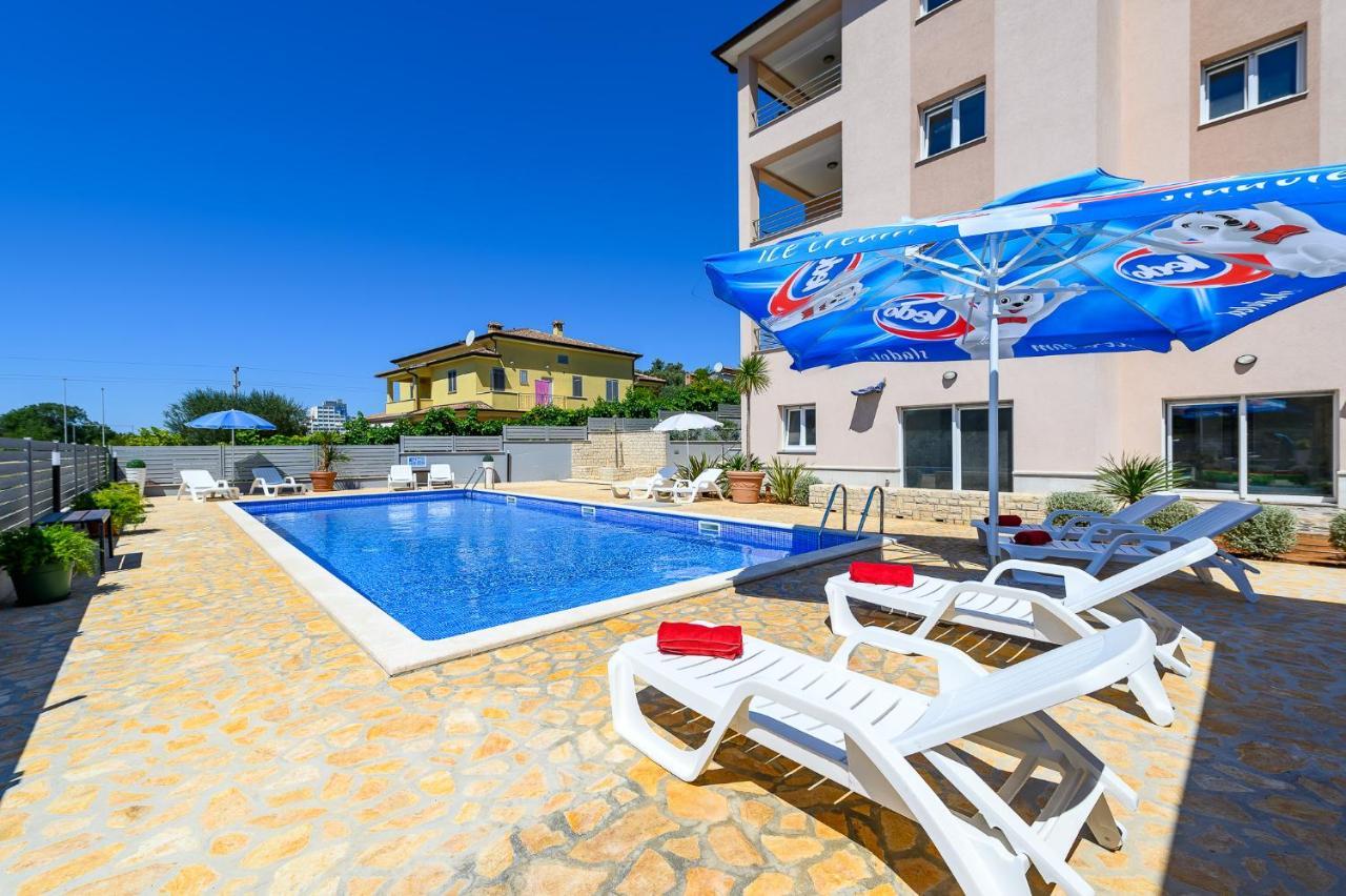 Stancija Amorozo 5 Porec Ngoại thất bức ảnh