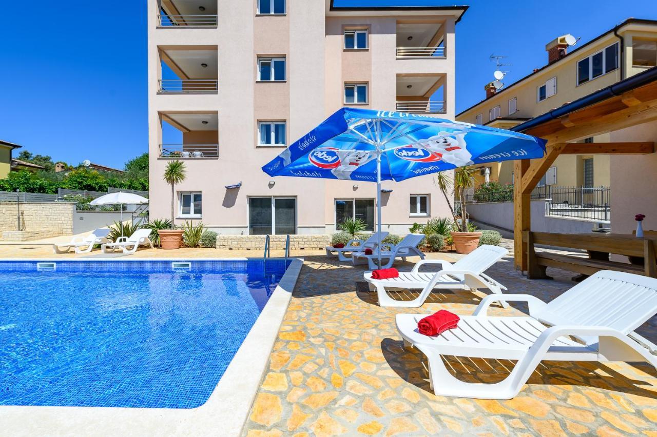 Stancija Amorozo 5 Porec Ngoại thất bức ảnh