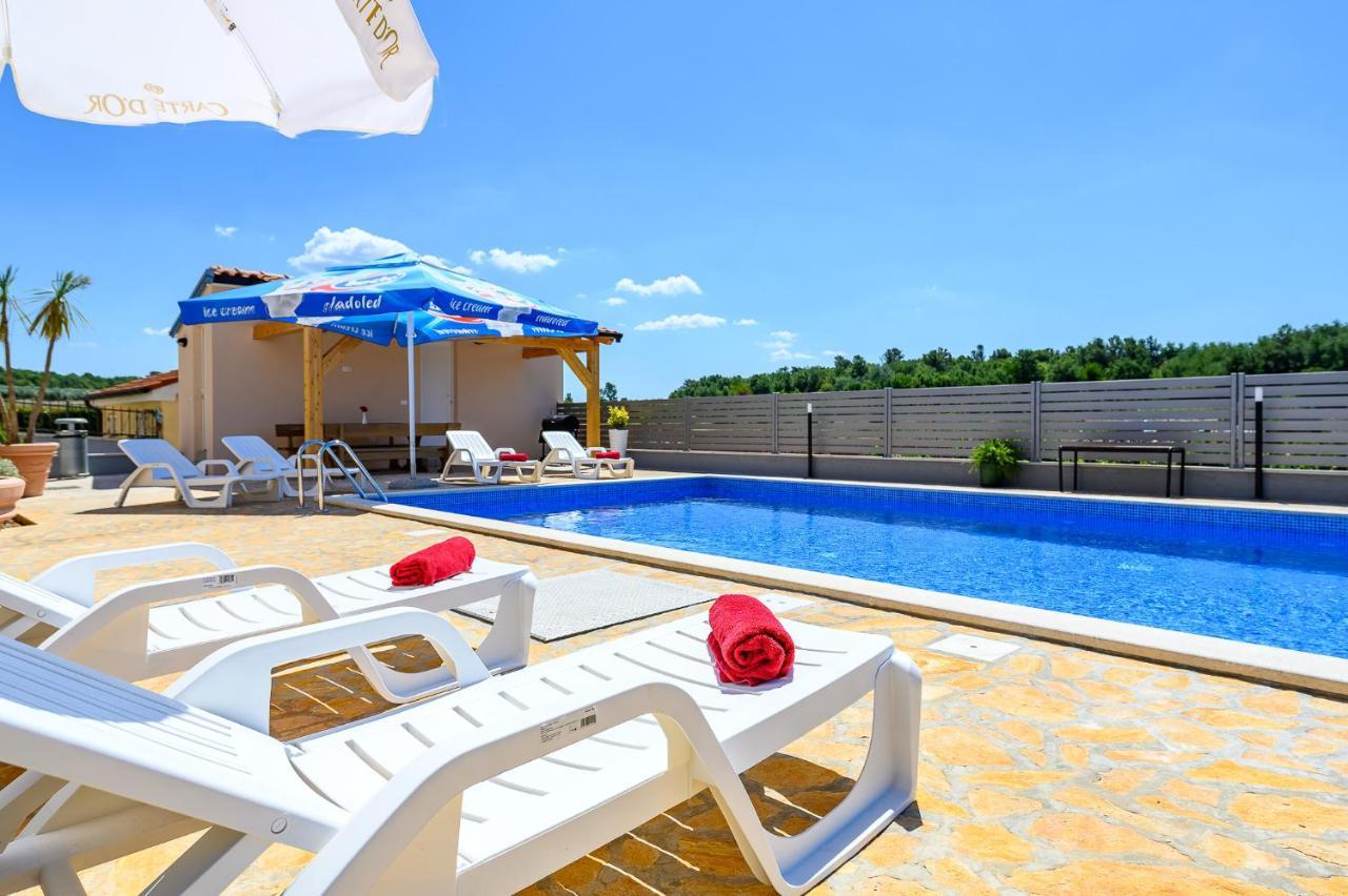 Stancija Amorozo 5 Porec Ngoại thất bức ảnh